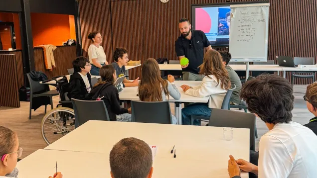 les jeunes du conseil en animation